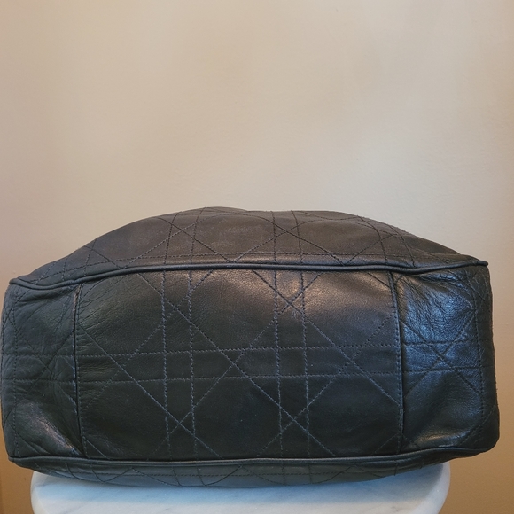 AUTH DIOR Drawstring Bag - Picture 7 of 11